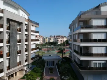 Konyaalti apartment within excellent complex Antalya